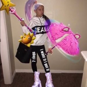 Meet your Posher, Ashley